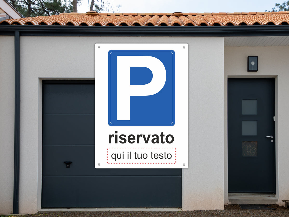 Esempio cartello parcheggio riservato personalizzato installato