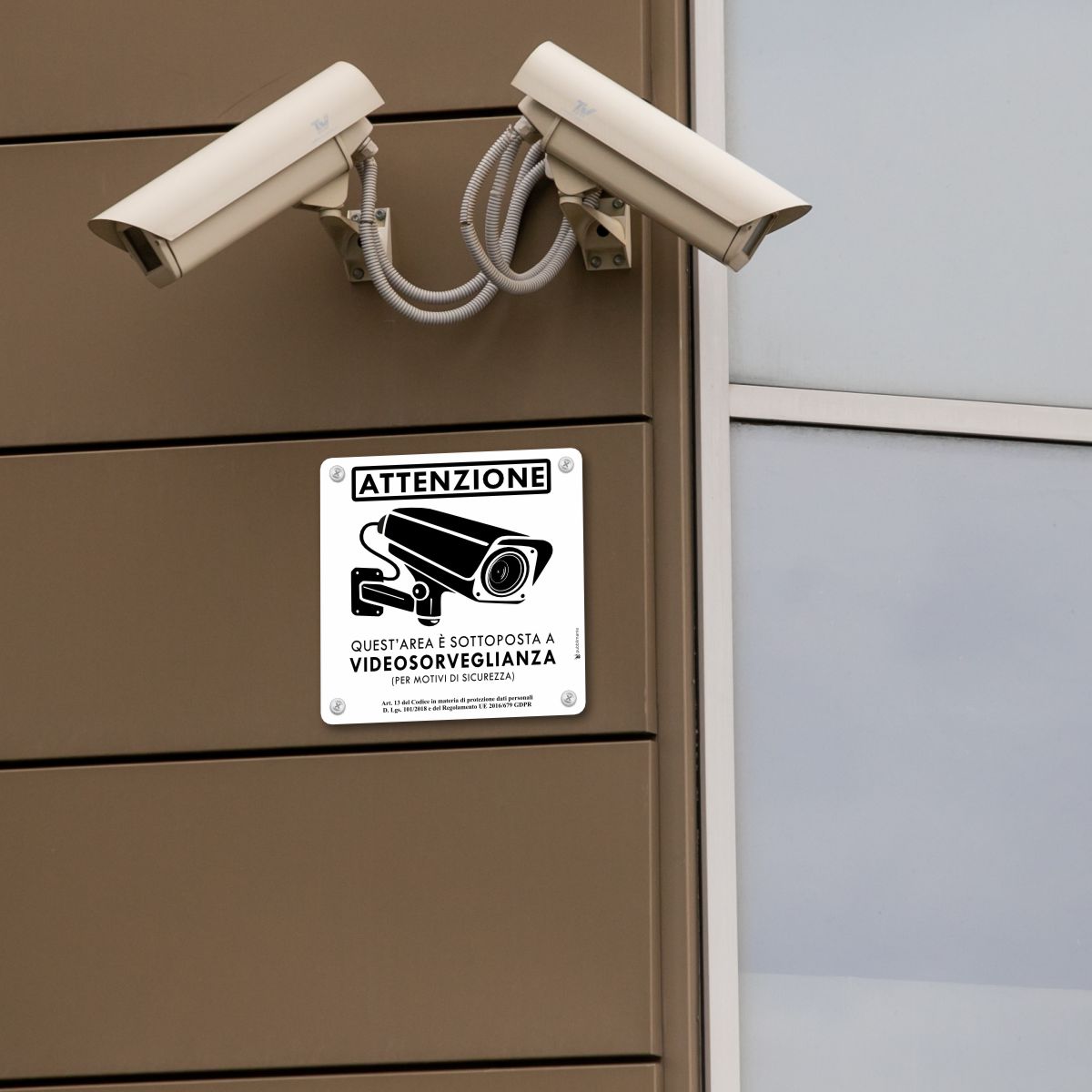 Dettaglio normativa GDPR cartello videosorveglianza Pubblimania a norma di legge