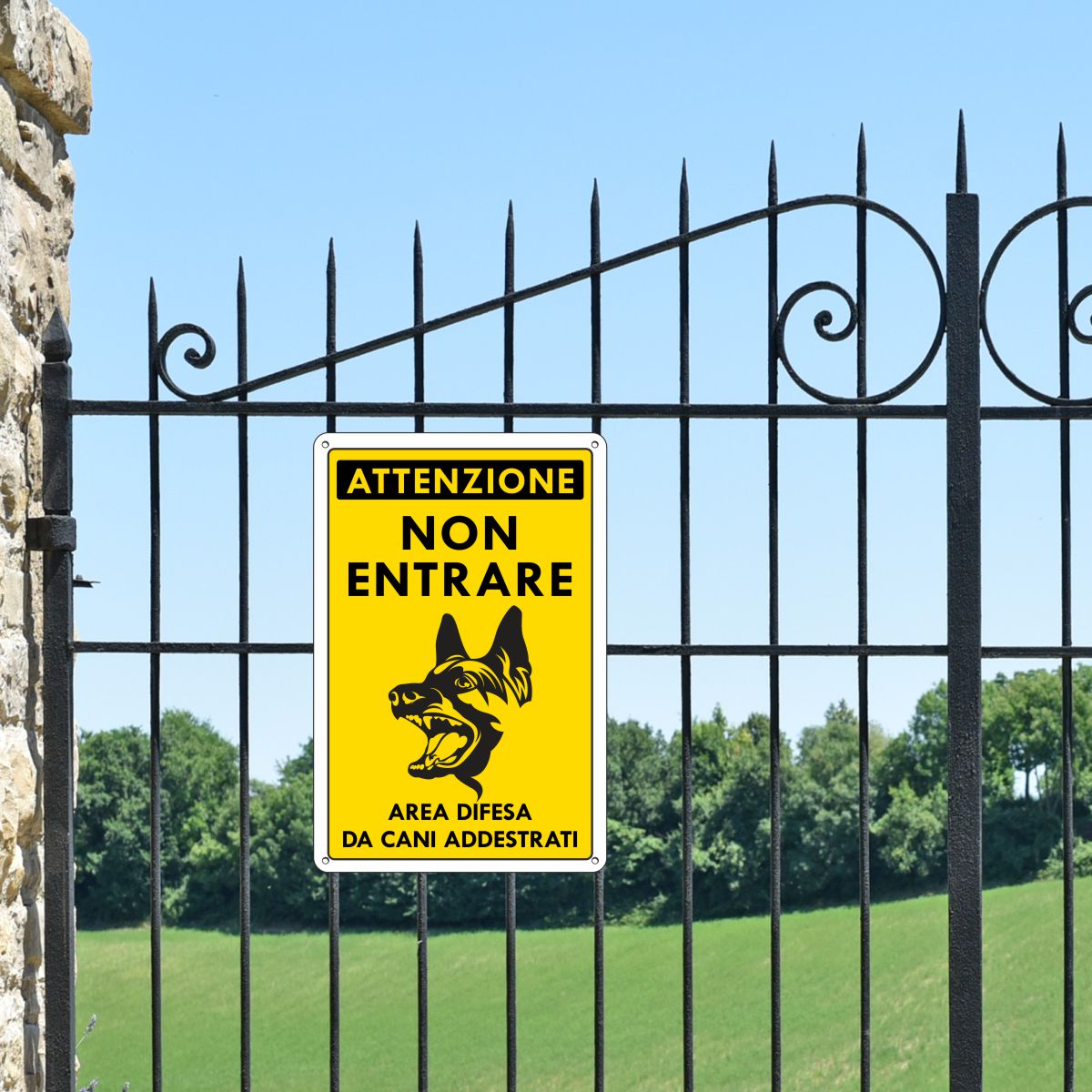 Pubblimania Cartello Cani addestrati Attenti al Cane in alluminio composito da 3 mm